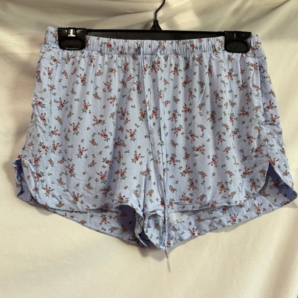 Garage Floral Cargo Shorts Women's Light Blue